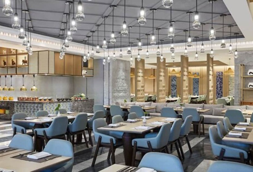 Отель Sheraton Kunming