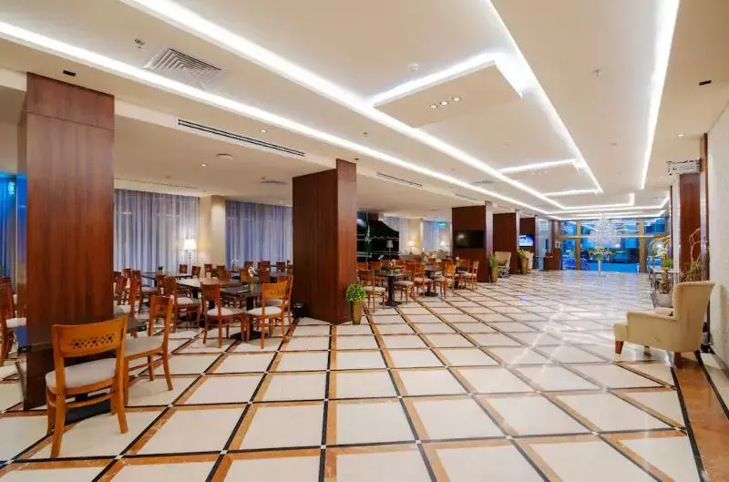 Hotelli Sunday Red Sea Fountain Alhamra Formerly Vivid Plaza