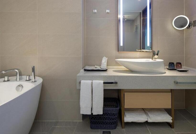 Lavande Hotel Yangchun Donghu