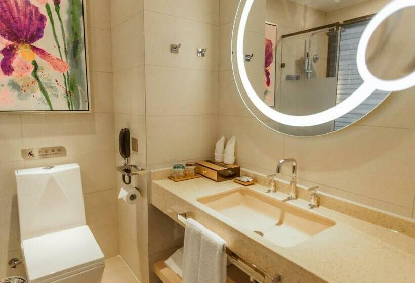 Lavande Hotel Zhangjiakou Victoria Plaza