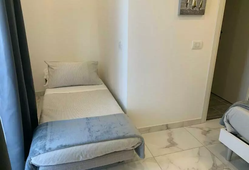 پانسیون Capitani Guest House