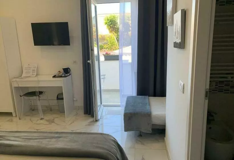 پانسیون Capitani Guest House