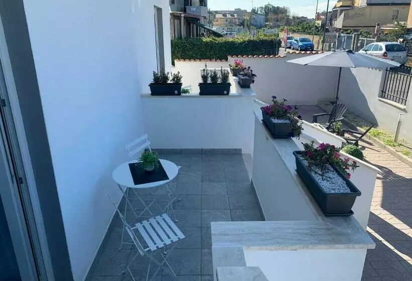 پانسیون Capitani Guest House