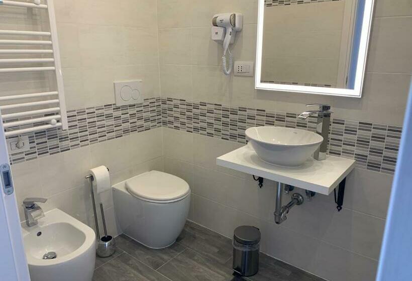 پانسیون Capitani Guest House