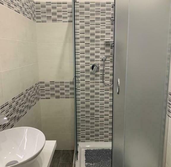 پانسیون Capitani Guest House