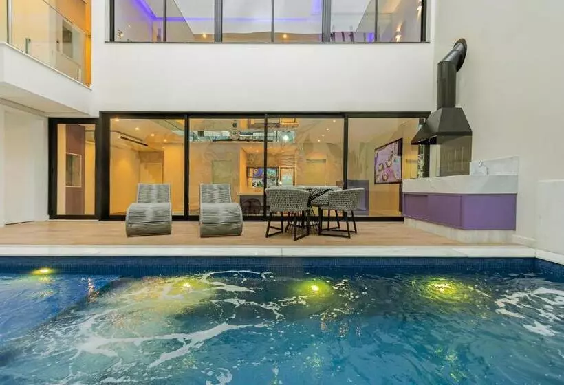 Poeme Motel By Drops