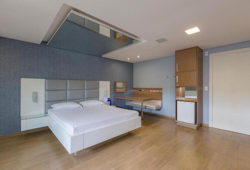 Poeme Motel By Drops