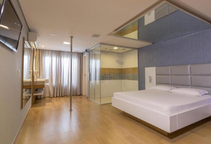 Poeme Motel By Drops