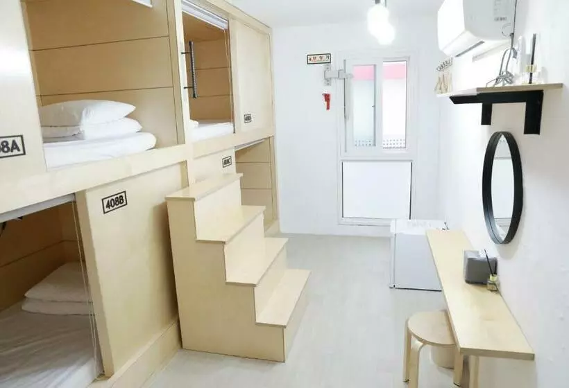 ユースホステル Minihotel Poongdaengi