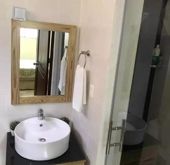 تختخواب و صبحانه Verde Bonavita