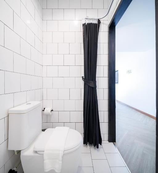 Blu Monkey Hub & Hotel Ranong