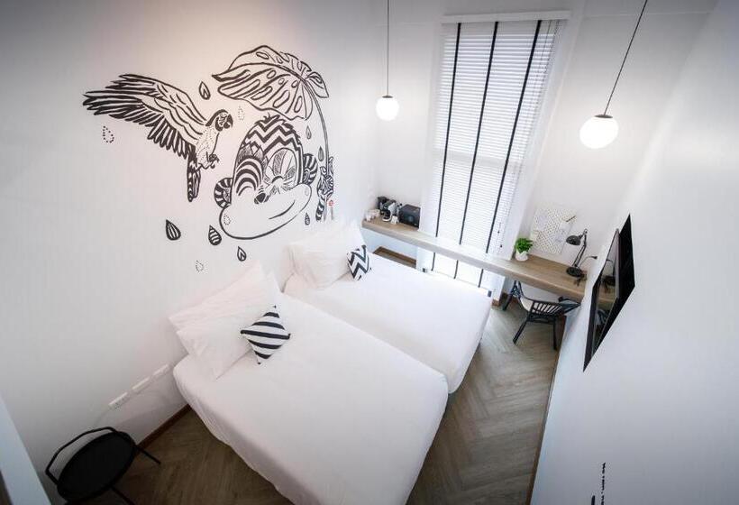 Blu Monkey Hub & Hotel Ranong