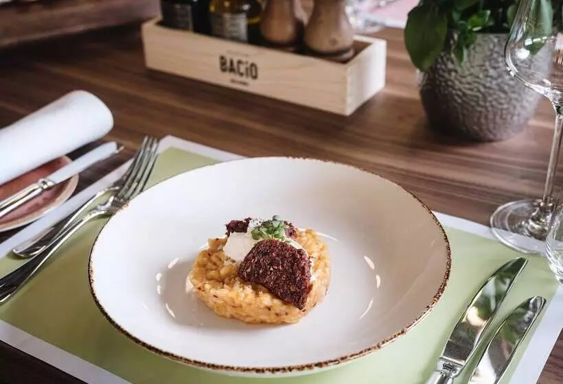 هتل Ameron Munchen Motorworld