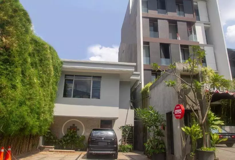 ホテル Oyo 3931 Wtc Kuningan