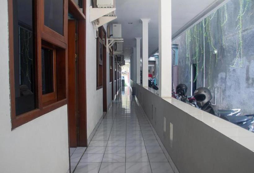 Otel Oyo 3931 Wtc Kuningan