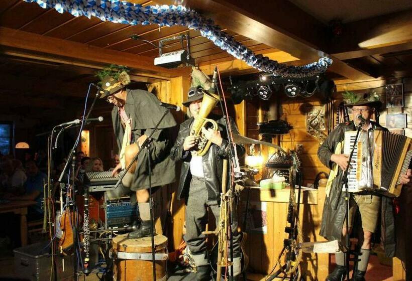 فندق Zum Singenden Musikantenwirt