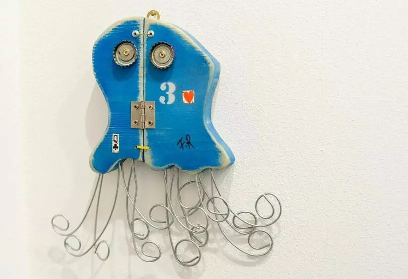 ペンション Piombino 1428