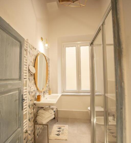 بنسيون Piombino 1428