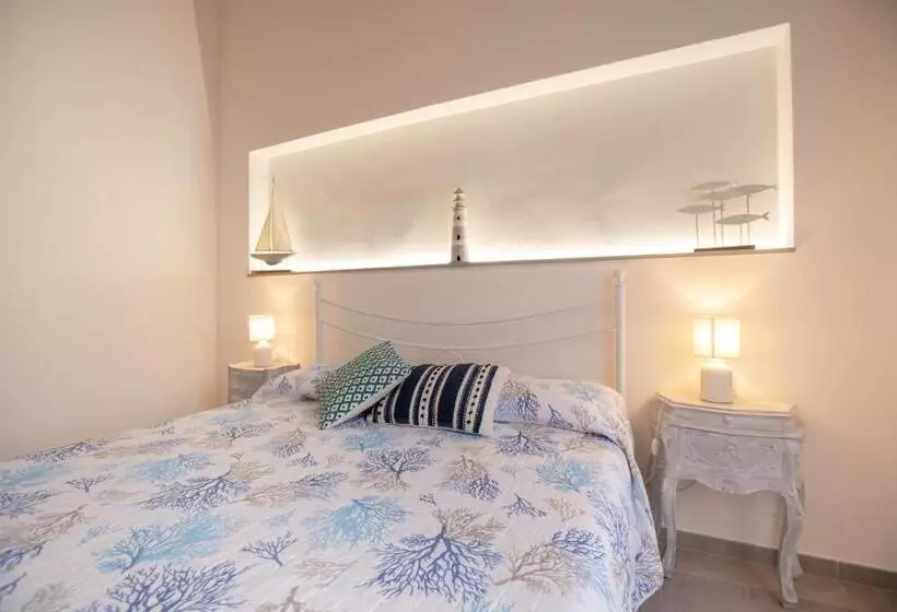 ペンション Piombino 1428