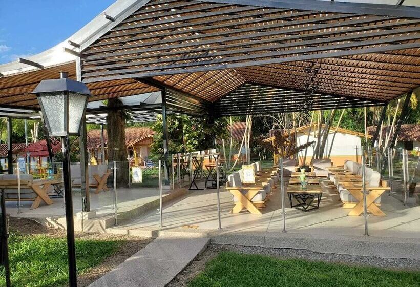 Portal Del Sol Hotel & Club