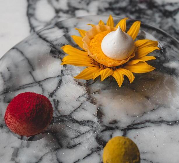 צימר Room42   Suites & Apartments