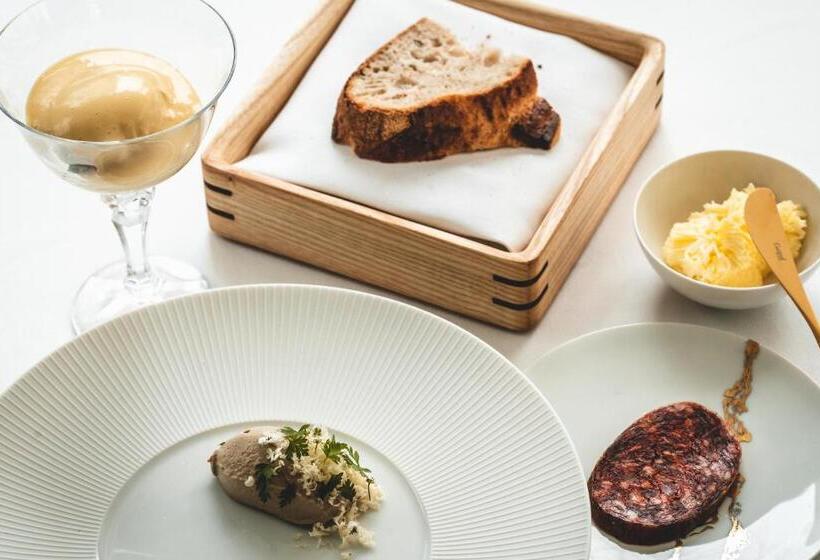 민박 Room42 Suites & Apartments