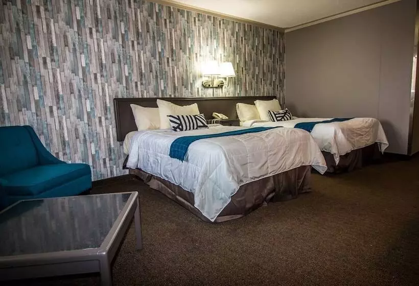 Companion Hotel Motel