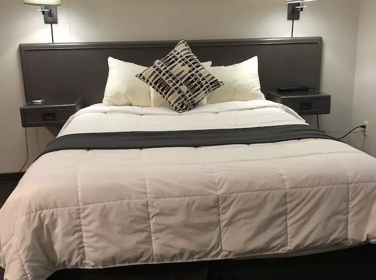 Companion Hotel Motel