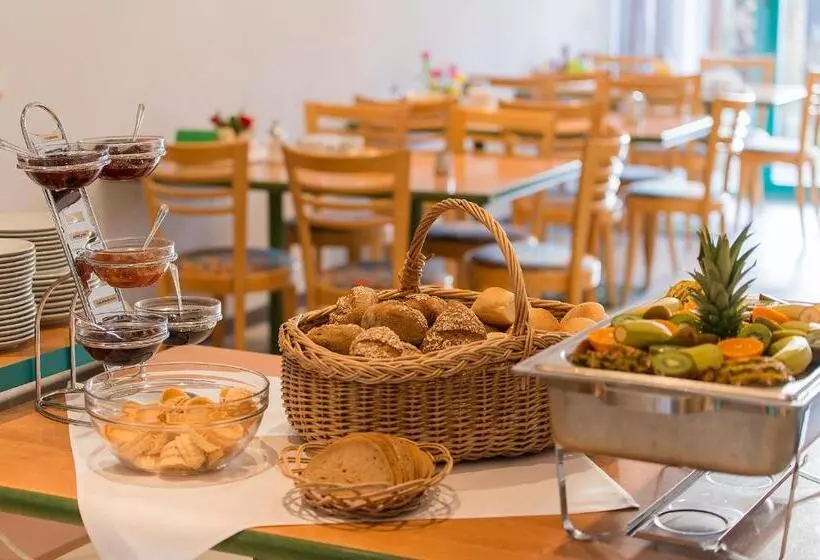Hotelli Cvjm Familienferienstätte Huberhaus