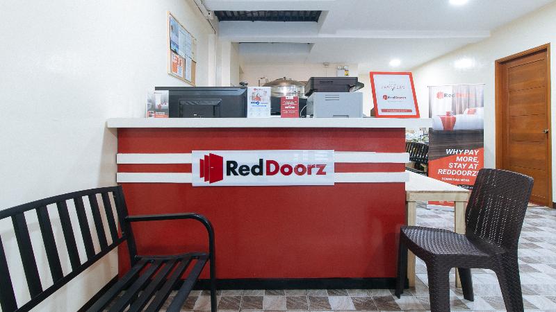 호텔 Reddoorz Plus Near Uptown Bgc Mall