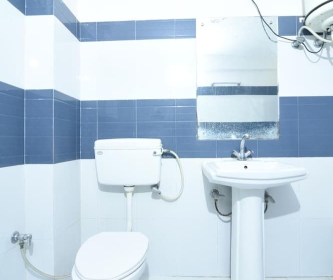 پانسیون Aryan