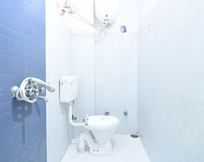 پانسیون Aryan