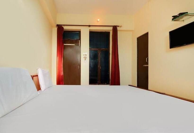 پانسیون Aryan