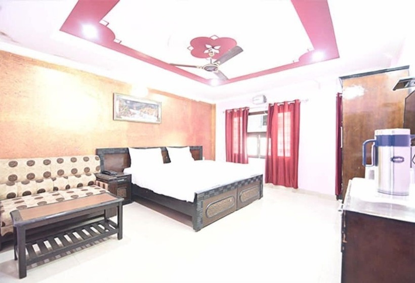 پانسیون Aryan