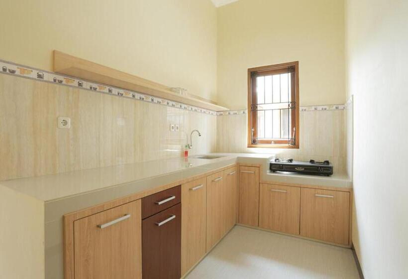 بنسيون Idr Green Guest House Syariah Mitra Reddoorz