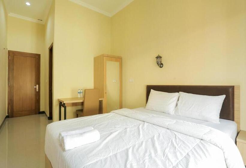 بنسيون Idr Green Guest House Syariah Mitra Reddoorz