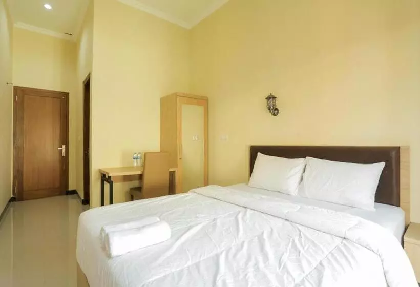 ペンション Idr Green Guest House Syariah Mitra Reddoorz