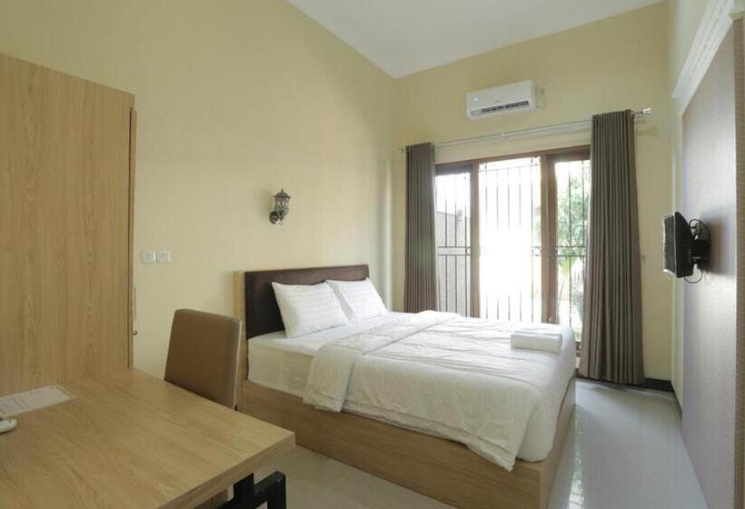 بنسيون Idr Green Guest House Syariah Mitra Reddoorz