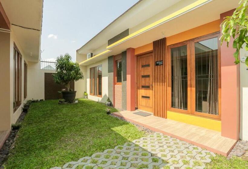 بنسيون Idr Green Guest House Syariah Mitra Reddoorz