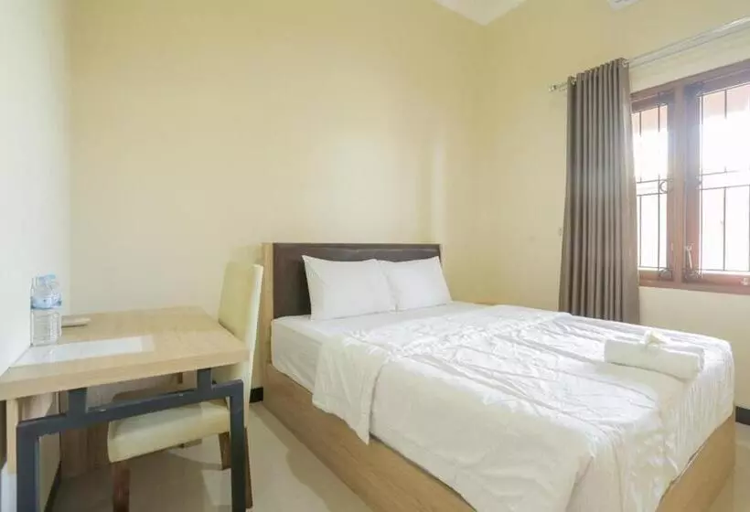 ペンション Idr Green Guest House Syariah Mitra Reddoorz