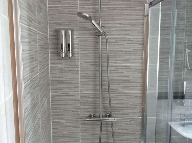 펜션 Reveller Lodgings