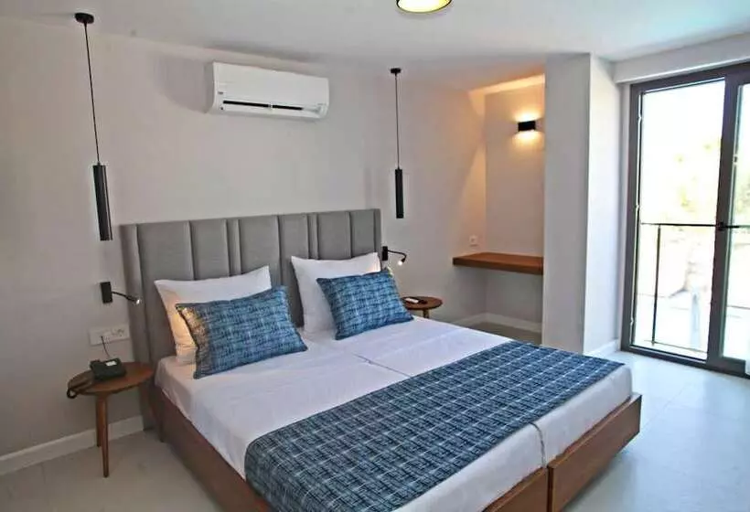 Queen Residence & Apart
