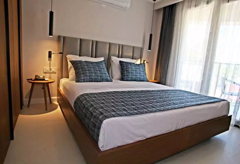 Queen Residence & Apart