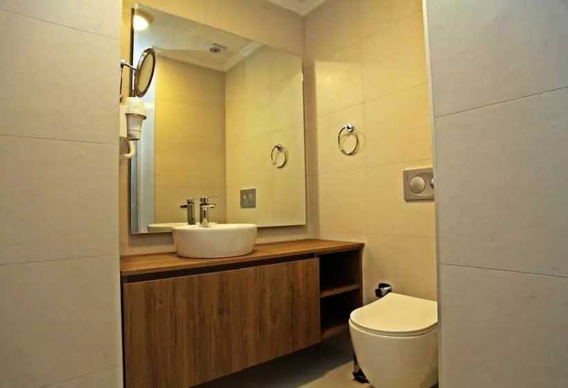 Queen Residence & Apart