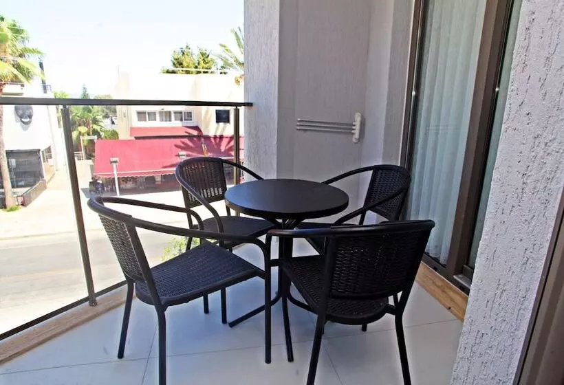 Queen Residence & Apart