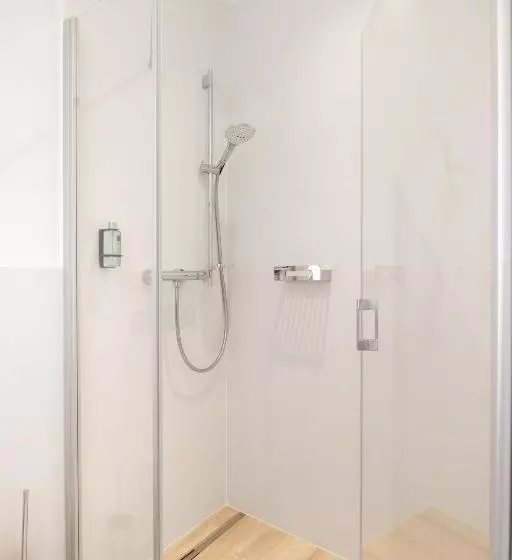 Stadthotel Oberndorf   24h Self Check In Terminal