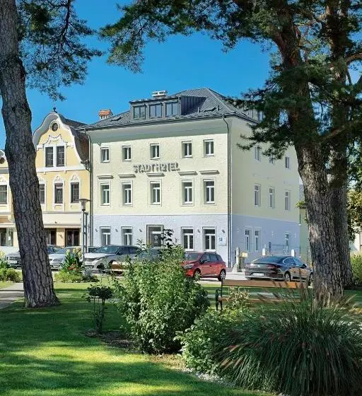 Stadthotel Oberndorf   24h Self Check In Terminal