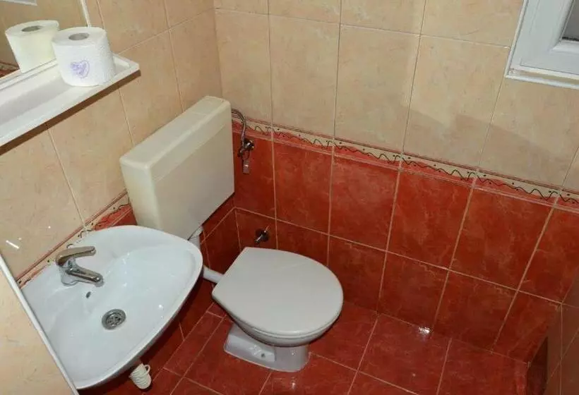 Una Rosa Hostel