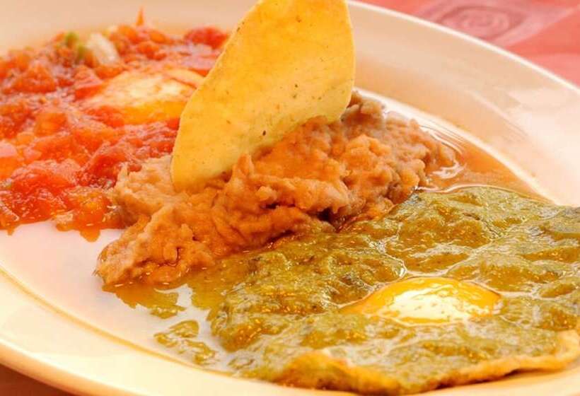 ホテル Azteca Inn