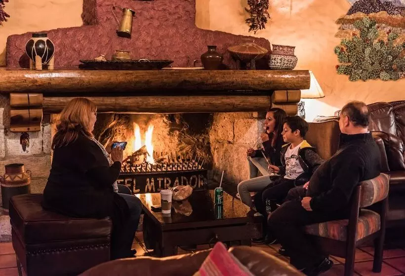 호텔 El Mirador Balderrama Collection